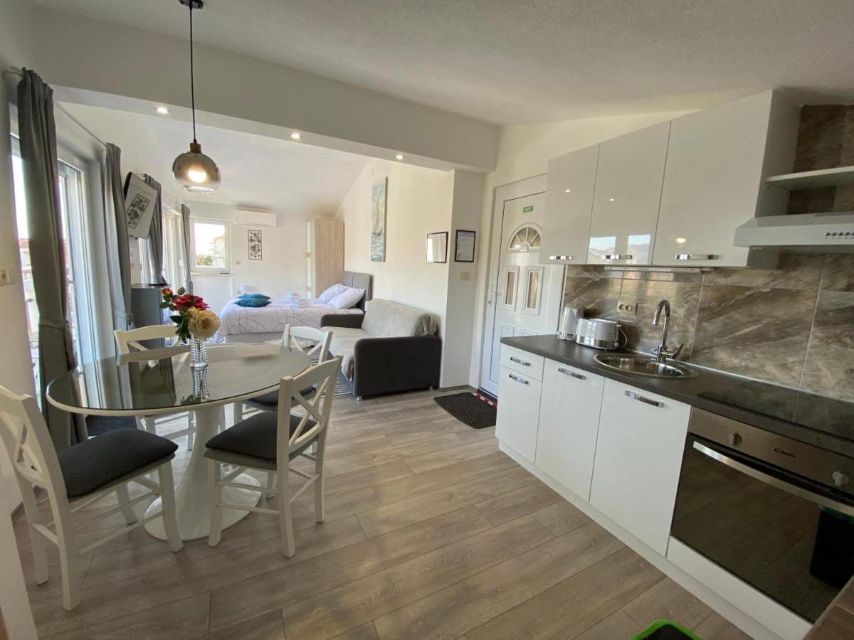 Apartamento Ana Marija Solin Exterior foto
